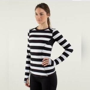 Striped lululemon base runner long sleeve size 6